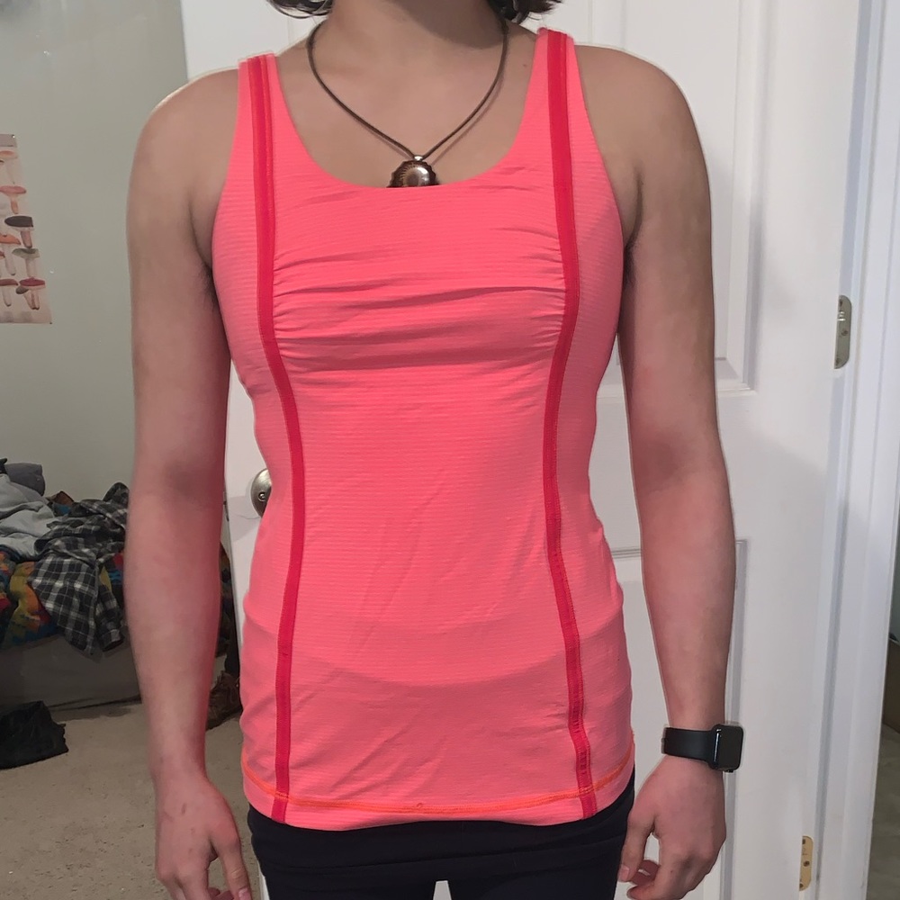 Lululemon Athletics Tank w Built In Bra